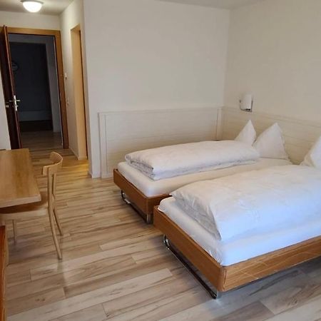 Hotel Breiti Bachenbulach Exteriör bild