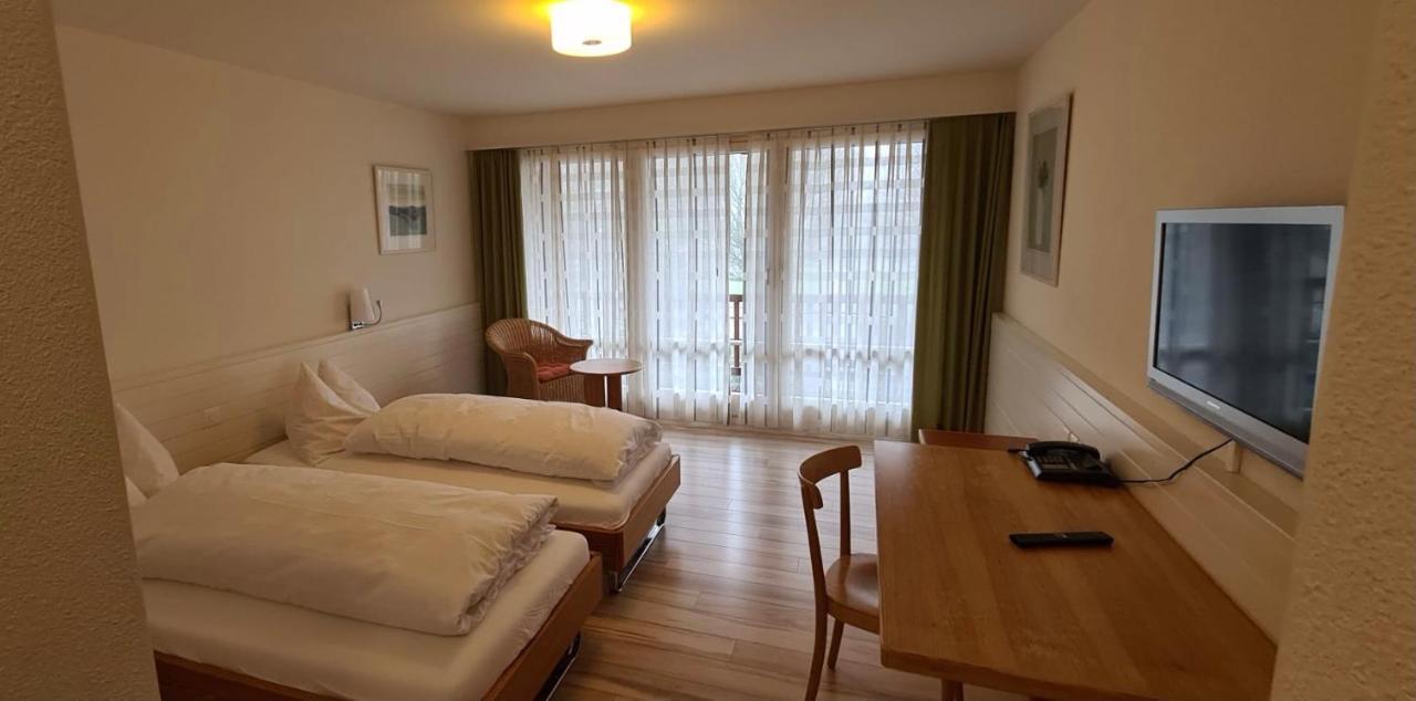 Hotel Breiti Bachenbulach Exteriör bild