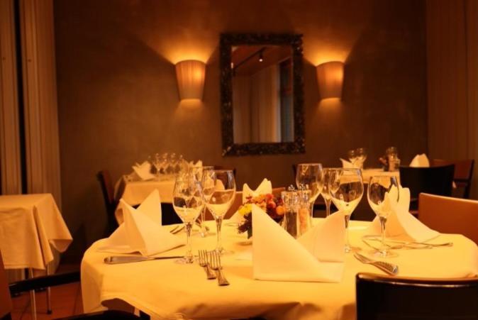 Hotel Breiti Bachenbulach Exteriör bild