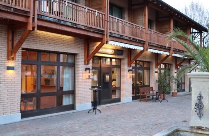 Hotel Breiti Bachenbulach Exteriör bild